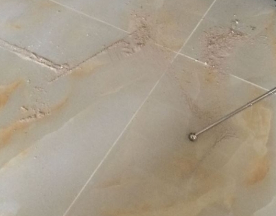 慈利瓷砖空鼓维修公司分享粘合剂选择不当在瓷砖铺贴过程中可能导致以下问题